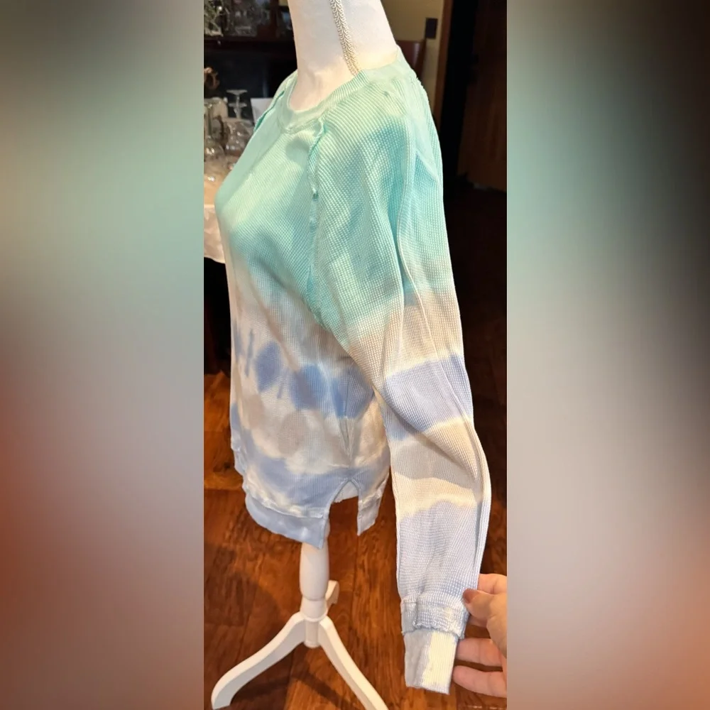 Simply, Southern tie-dye, thermal type shirt size medium - Picture 3 of 16